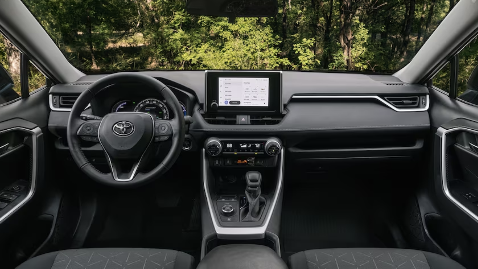 Новый Toyota RAV Woodland