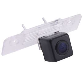 Штатная камера заднего вида Skoda Octavia, Roomster с динамической разметкой