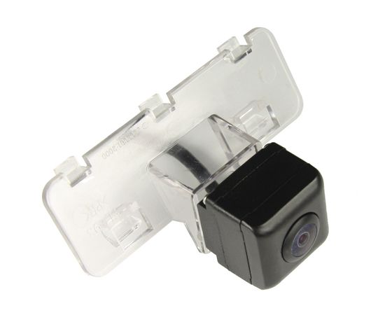 Штатная камера заднего вида Suzuki Swift 04-10 с динамической разметкой