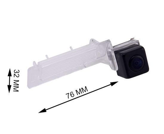 Штатная камера заднего вида Skoda Superb Combi с углом обзора 170°